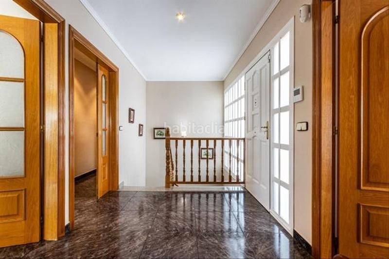 Foto e03e3cbb-fe73-4745-8dc0-d653f99ecd98. Xalet a carrer john lennon de 57 a Castellarnau Sabadell