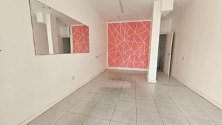 Rent Business premise  Calle sant isidor de. Local en la mejor calle de can rull