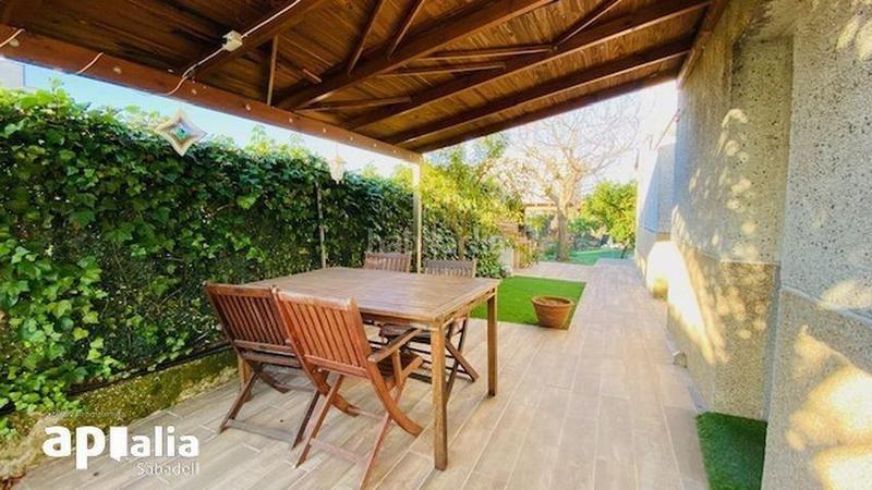 Foto 337aa894-e10e-4352-a848-43e09ebd07f9. Xalet amb calefacció aparcament piscina a Castellarnau Sabadell