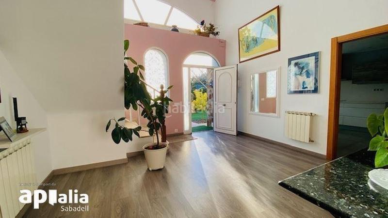 Foto bb2c7bdd-90f5-4d9d-8572-2463e60dabdc. Xalet amb calefacció aparcament piscina a Castellarnau Sabadell