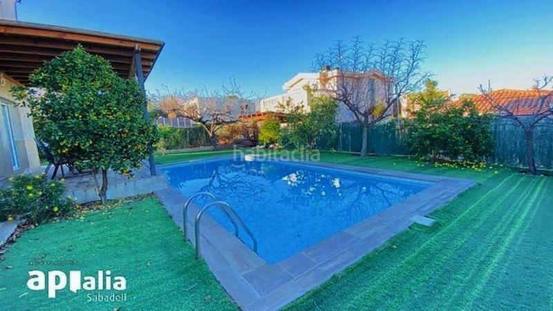 Foto d8bbfebc-4d4d-4b8f-a782-05000acac934. Xalet amb calefacció aparcament piscina a Castellarnau Sabadell