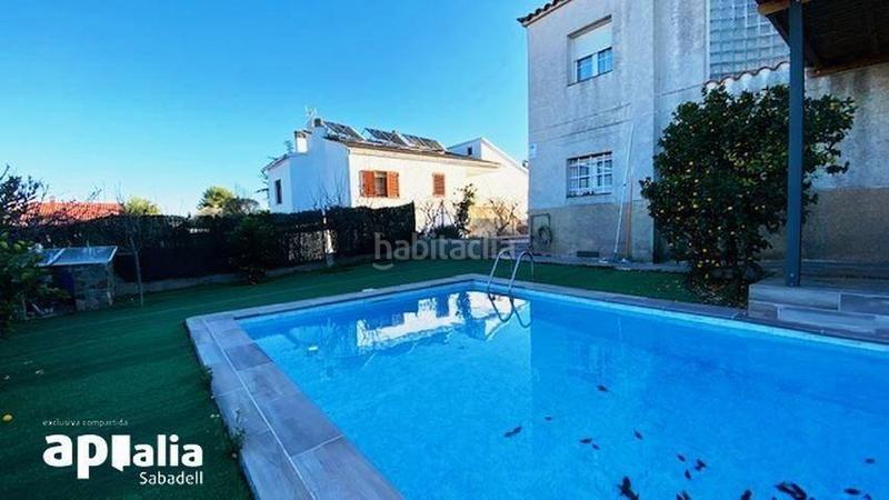 Foto f3cd9292-315a-4517-97ec-88f6c1bb1497. Xalet amb calefacció aparcament piscina a Castellarnau Sabadell