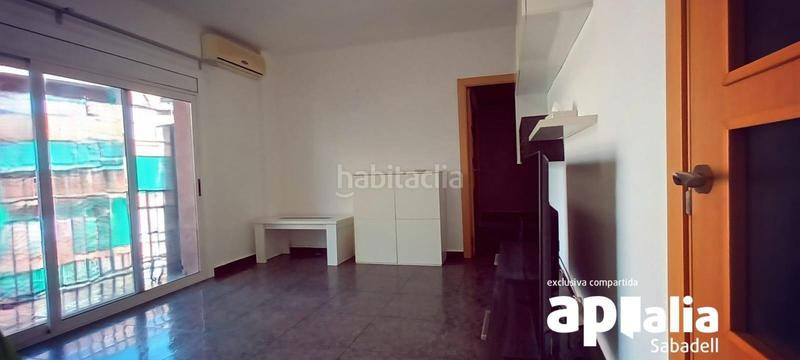 Foto e8a2cfd1-d081-4ae6-b745-4656a43c576d. Pis a Creu de Barberà Sabadell