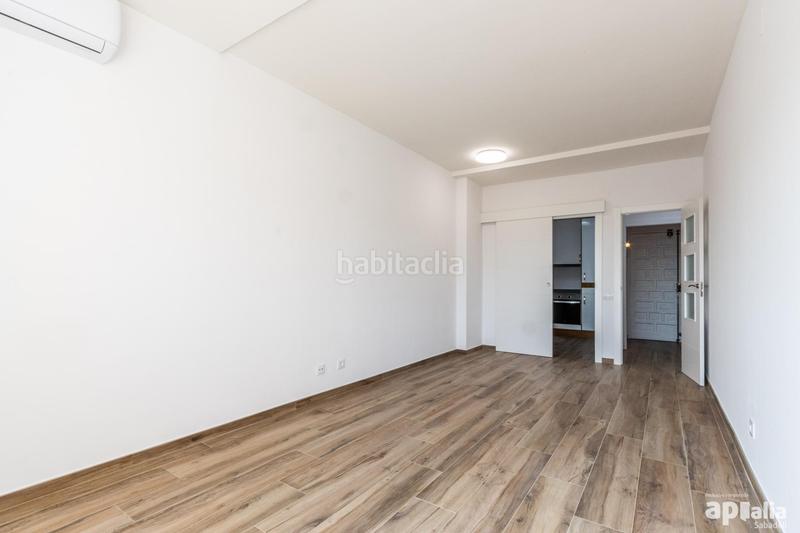 Foto f1f88437-bd73-4695-ab60-014e6b11827a. Pis a Creu Alta Sabadell