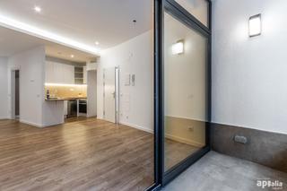 Rez-de-chaussée à Eixample. Apartamento en planta baja tipo loft, en el eixample de sabadell