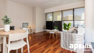 Pis  Calle de covadonga. Precioso piso seminuevo de 3 habitaciones 2 dobles junto a la fi