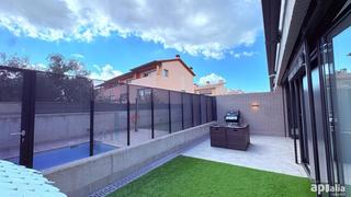 Etagenwohnung  Calle de l'arbreda. Planta baja lista para entrar a vivir. luz y espacio!!