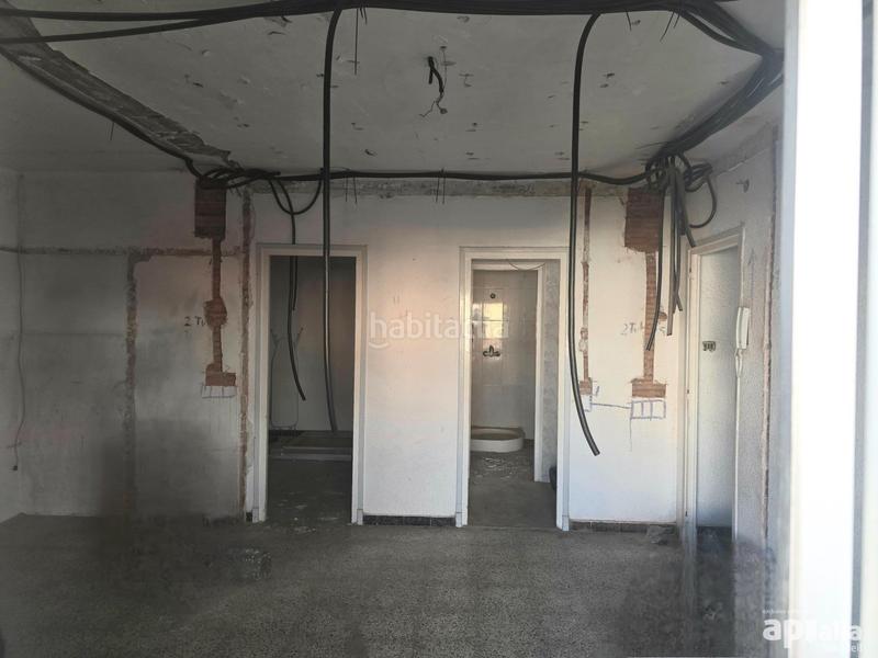 Foto 40bc468d-c52a-4529-9e50-927c2fc4fe70. Piso can oriach, 1 de altura, muy muy económico!! en Sabadell