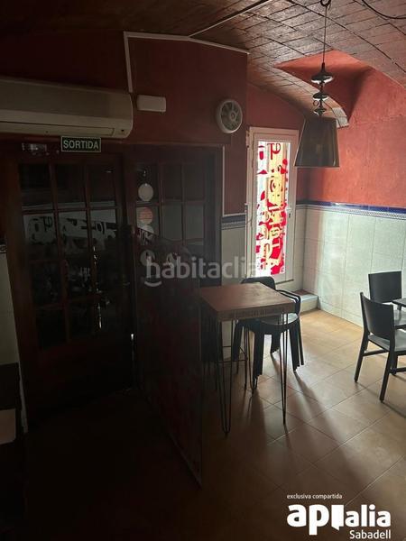 Foto 17f4a2b1-4e19-4db1-a561-a67368c532f7. Casa amb calefacció a Barri del Centre Terrassa