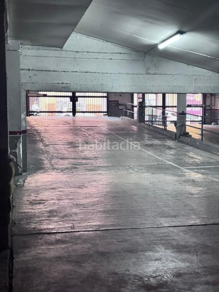 Foto 1f54c652-8469-430c-960c-cadd303d97b0. Autoparkplatz in Can Rull Sabadell