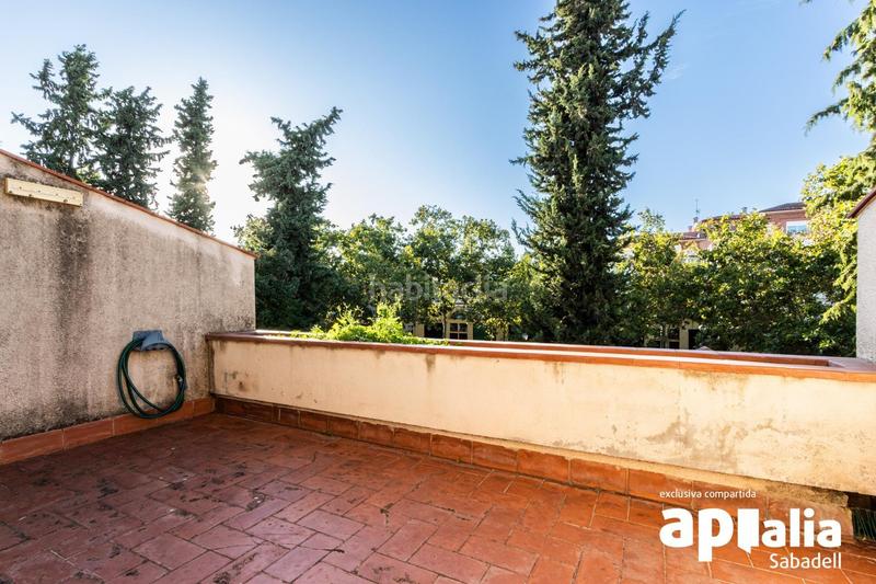 Foto 879d3d03-6efb-40d5-98dc-11e8ed4229ed. Casa con riscaldamento parcheggio in Creu Alta Sabadell