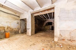 Appartement à Sant Llorenç Savall. Oportunitat al centre de sant llorenç savall! pis conservat amb