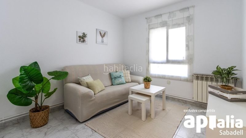 Foto 0ed2b2ba-082a-4426-aaa6-6a1a999a115d. Planta baja  impecable en Can Rull, sin barreras, 3 habitaciones y entorno residencial tranquilo en Sabadell