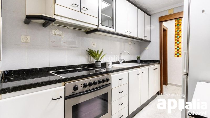 Foto 4f1055f3-705d-4e5f-8263-ebcc768ad0c6. Planta baja  impecable en Can Rull, sin barreras, 3 habitaciones y entorno residencial tranquilo en Sabadell