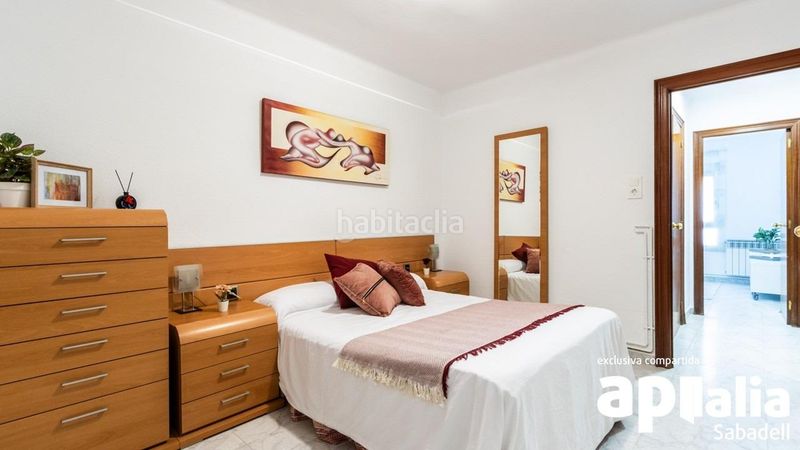 Foto 8898f2d2-adf5-466c-8d9d-427ec7a17557. Planta baja  impecable en Can Rull, sin barreras, 3 habitaciones y entorno residencial tranquilo en Sabadell