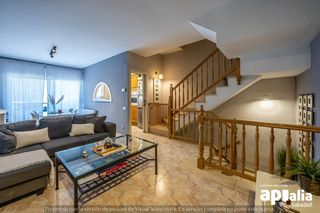 Casa  Carrer de la serralada. Oportunidad! casa lista para entrar a vivir junto al club de ten