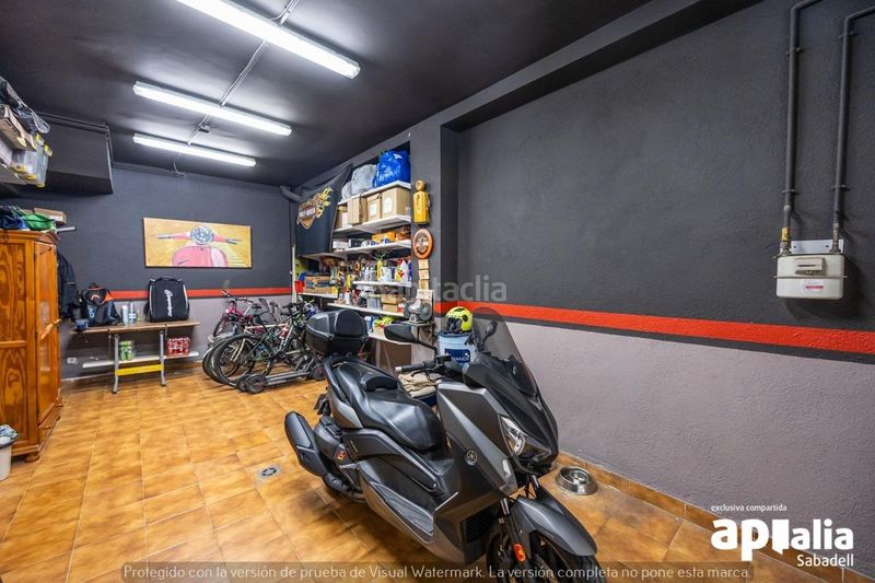 Foto 0a98af99-6556-46bb-bdec-63e70b877373. Casa amb aparcament a Serra d'en Camaró Sabadell