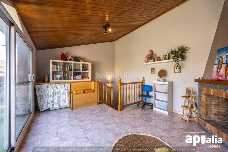 Foto 0cd670a1-2485-4afa-ba08-ff977bf5a87b. Casa amb aparcament a Serra d'en Camaró Sabadell