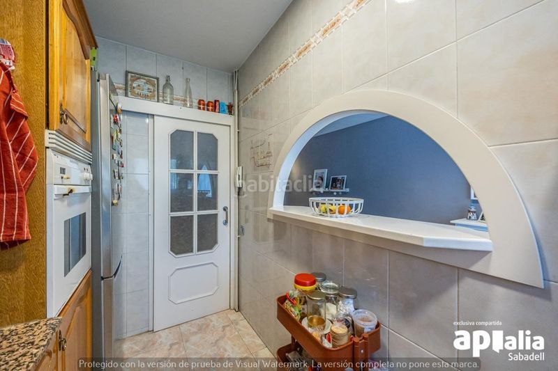 Foto 274fd2a1-d1ea-4944-a686-410535ea9c6a. Casa amb aparcament a Serra d'en Camaró Sabadell