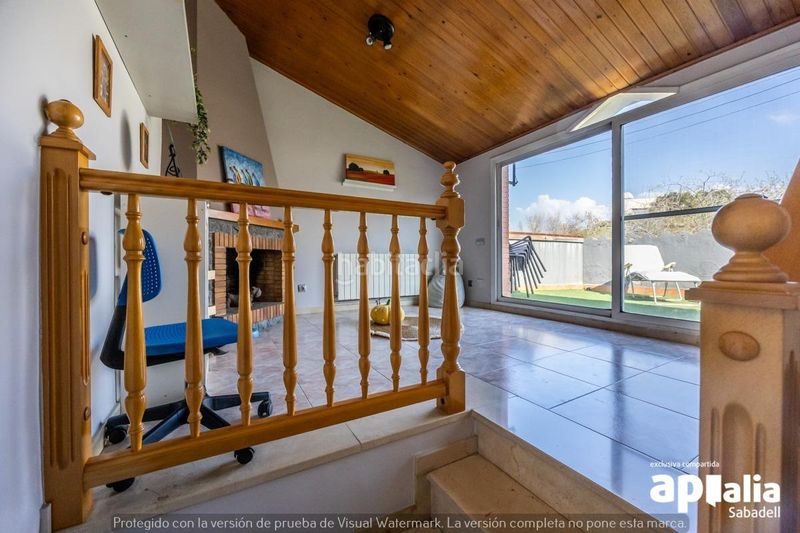 Foto 3f2f478e-e987-4722-9ae7-26a61fcb8918. Casa amb aparcament a Serra d'en Camaró Sabadell