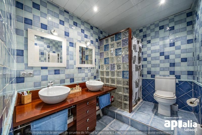 Foto 8fb66868-ee55-4895-8e10-f232f046ab0d. Casa amb aparcament a Serra d'en Camaró Sabadell