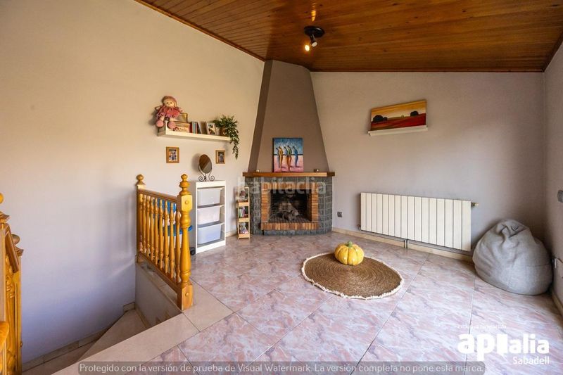 Foto e71ae4b1-1a1c-41e1-98c3-bec68ad52c23. Casa amb aparcament a Serra d'en Camaró Sabadell