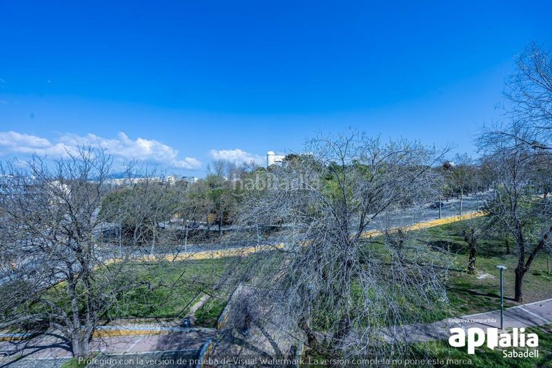 Foto e8209723-fe17-4dd5-ba83-033f69bd7ae5. Casa amb aparcament a Serra d'en Camaró Sabadell