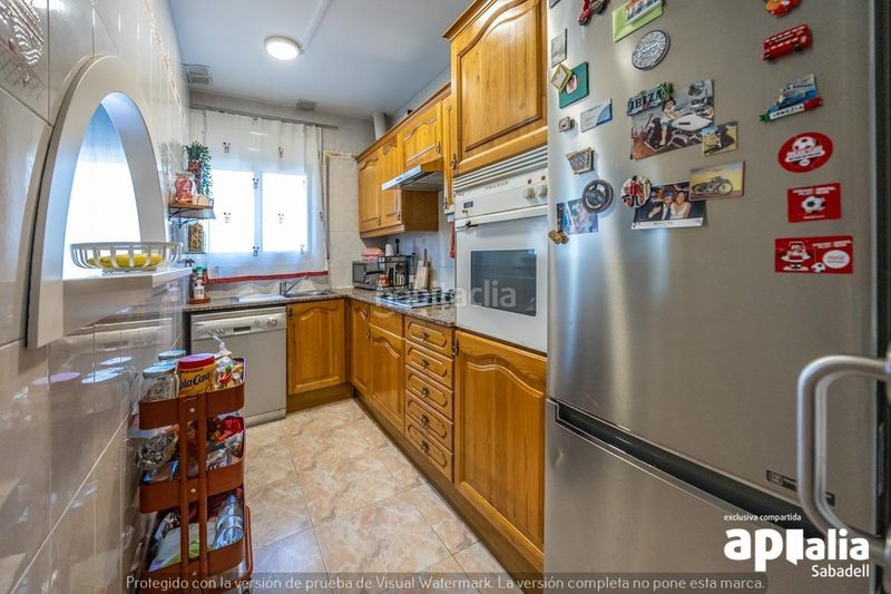 Foto fb2fd900-d4b0-40bd-bf0c-c2261ca7415c. Casa amb aparcament a Serra d'en Camaró Sabadell