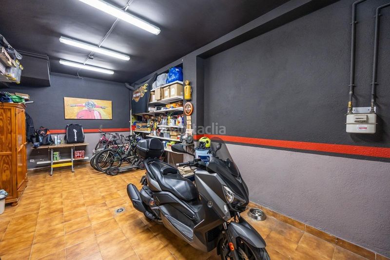 Foto feb23072-7260-474c-a897-f1724a4213fa. Casa amb aparcament a Serra d'en Camaró Sabadell