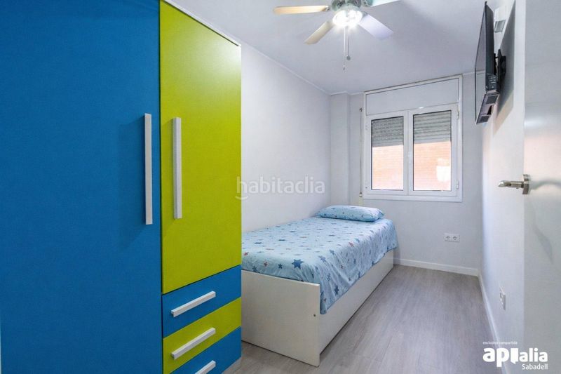 Foto dd42568c-9a9e-4864-abb9-d71a5a656645. Duplex con riscaldamento in Eixample Sabadell