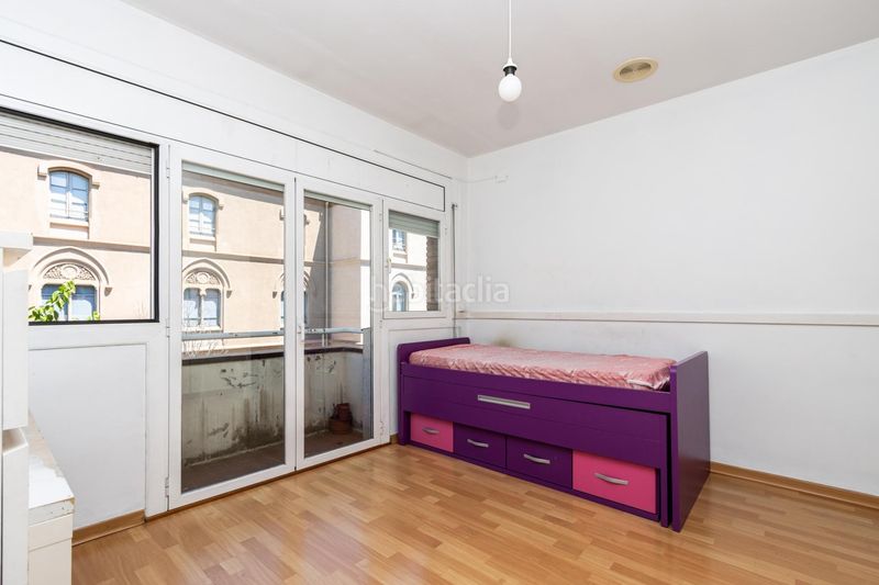 Foto ab87bd43-8e0b-40ff-b8be-2dff2efbacba. Casa amb calefacció aparcament a Centre Sabadell