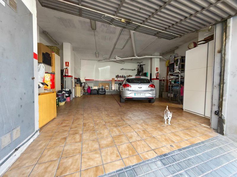 Foto e7755492-4160-48e0-bc79-e01af7975889. Casa amb calefacció aparcament a Can Rull Sabadell