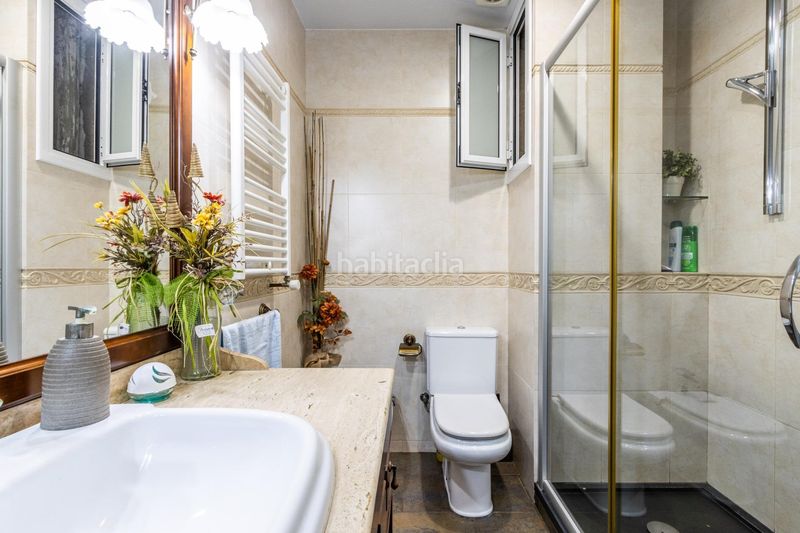 Foto eceec646-c8d2-4ccd-9b42-d03b14f1e0b9. Casa amb calefacció aparcament a Torrent del Capellà Sabadell