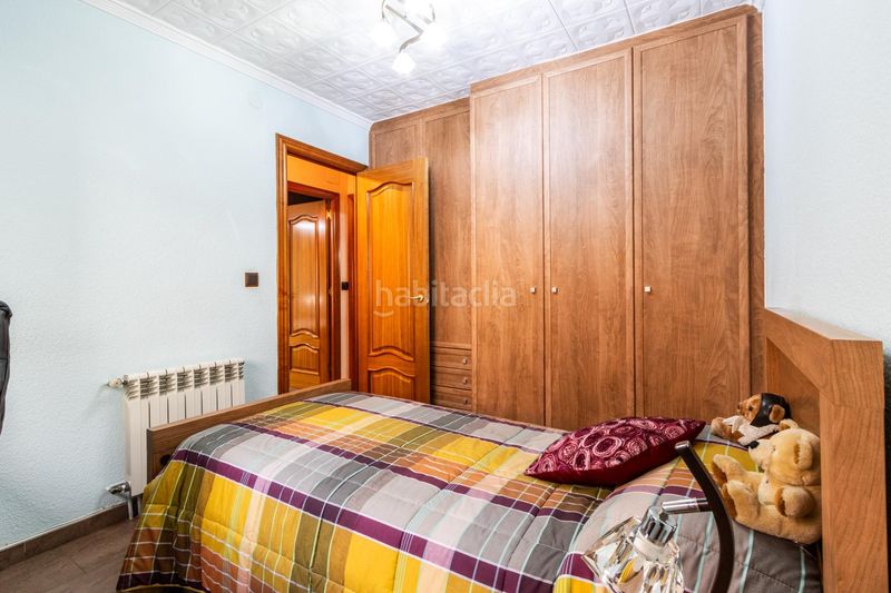 Foto f65a141d-d28e-43eb-b158-5e2cb2dcfe1f. Casa amb calefacció aparcament a Torrent del Capellà Sabadell