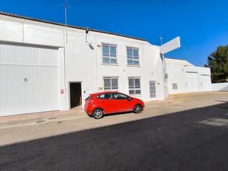 Rent Industrial building  Calle uruguay. Se alquila con opción a compra o solo se se alquila magnifica na
