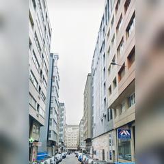 Pis a Los Rosales. Piso situado en riazor