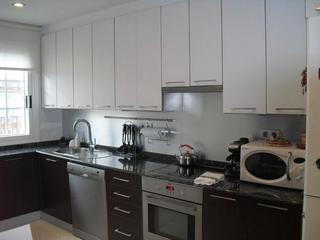 Dúplex a Los Rosales. Espectacular duplex situado en la parte baja de los rosales