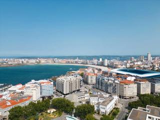 Apartamento en Riazor - Visma. Apartamento situado en a un paso del paseo marítimo