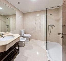 Affitto Monolocale in Calle victoria balfe 25. Apartamento amueblado para una persona junto al hospital univers