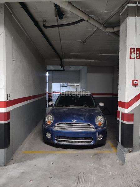 Foto 6533bfe1-eee4-473b-952d-38e5cddbf941. Parking voiture dans Carretas - Pajarita Albacete