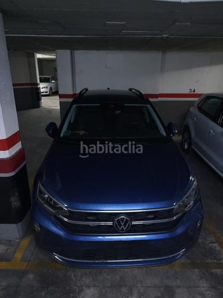 Foto f5465903-356e-4d76-be70-96dbf3fdbe45. Parking voiture dans Carretas - Pajarita Albacete