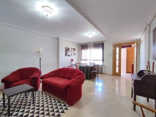 Casa a schiera  Parque la alameda. Casa de 220m con gran espacio y varias plantas ideal para famili