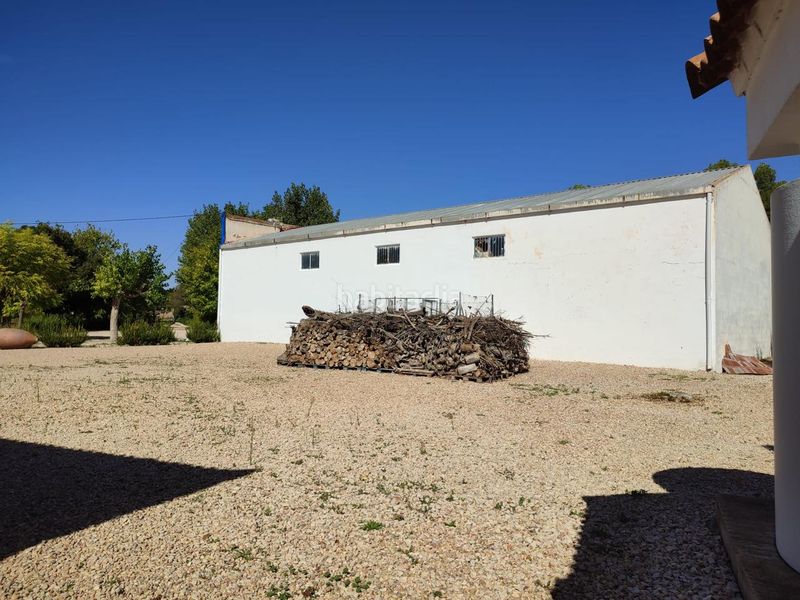 Foto 8a97d815-e2fc-4a98-bc34-daeef816cb33. Casa amb calefacció aparcament piscina a Facultad de Medicina Albacete