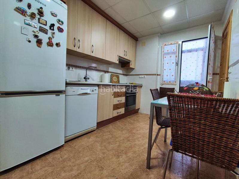 Foto 5d348f32-7a07-4872-98c7-450460ccee74. Flat with heating parking in Estación Albacete