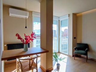 Flat  Tesifonte gallego. Exclusiva vivienda de diseño en octava planta en pleno centro