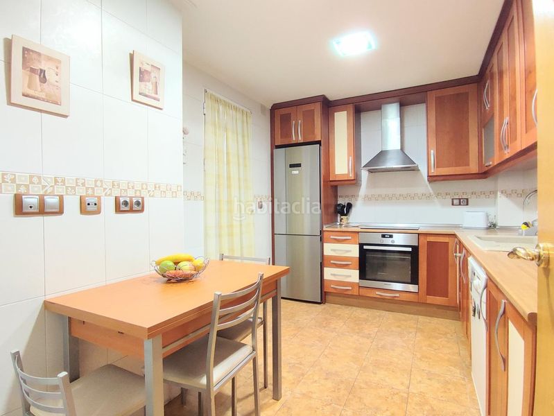 Foto 2d956c90-16f7-4a91-b64e-f795f45ba6c9. Pis amb calefacció aparcament a El Pilar Albacete