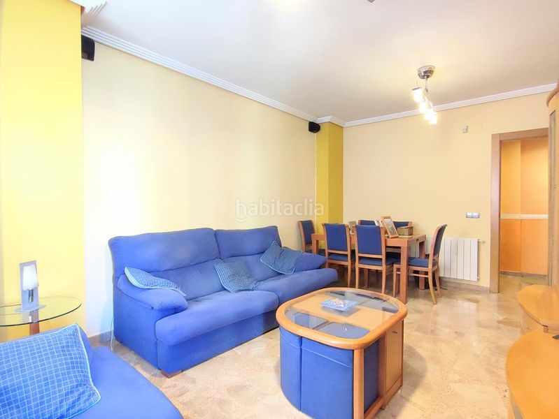 Foto 4236d435-7e8c-4ce9-958e-867d297bc3d7. Pis amb calefacció aparcament a El Pilar Albacete