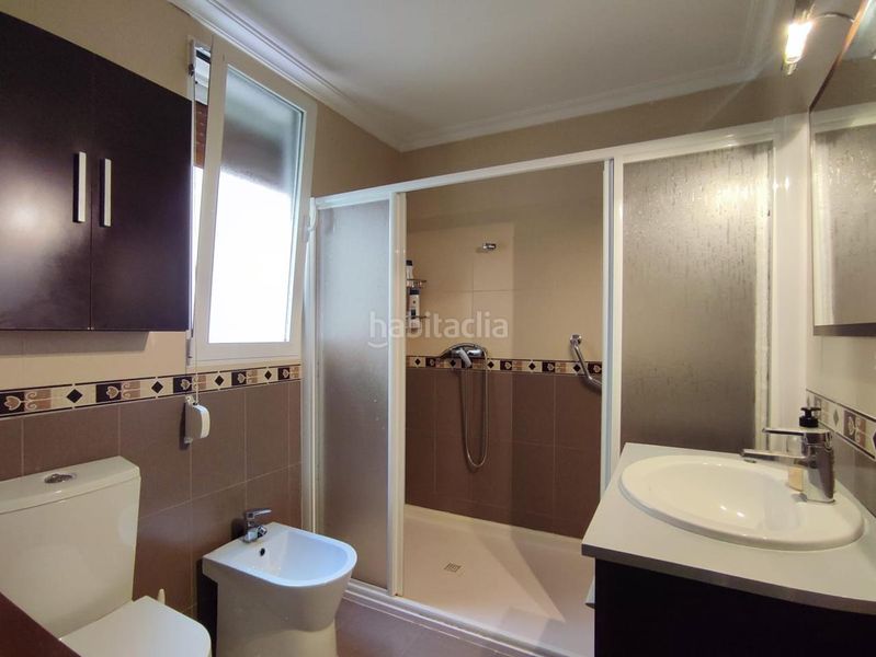 Foto 042674bc-5de7-484c-9c9b-2ffcfcf18b0b. Pis amb calefacció aparcament a Feria Albacete