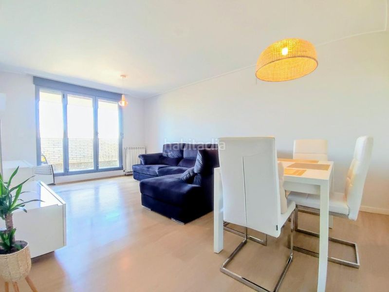 Foto 190c7650-c25c-4eec-bb60-397fe9b25cba. Pis amb calefacció aparcament piscina a Imaginalia - Llanos del Águila Albacete