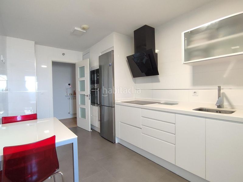 Foto bfb2407e-34d9-4cec-8d74-0ef9ca547a4c. Pis amb calefacció aparcament piscina a Imaginalia - Llanos del Águila Albacete